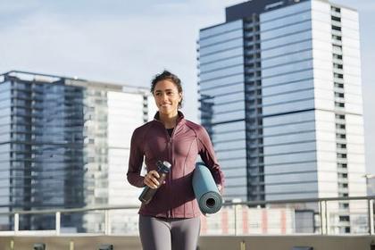 Imagem de Garrafa Térmica Contigo Matterhorn Black 591ml Água Gelada por Horas, Estilo e Durabilidade para Sua Rotina