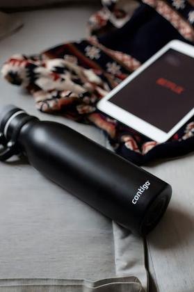 Imagem de Garrafa Térmica Contigo Matterhorn Black 591ml Água Gelada por Horas, Estilo e Durabilidade para Sua Rotina