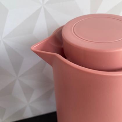 Imagem de Garrafa térmica de café rosa 1 litro barata com cabo de bambu para cozinha cantinho do café