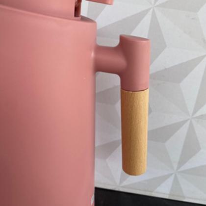 Imagem de Garrafa térmica de café rosa 1 litro barata com cabo de bambu para cozinha cantinho do café