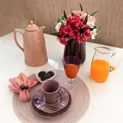 Imagem de Garrafa térmica Porcelana renda rosa 28 cm - 900 ml