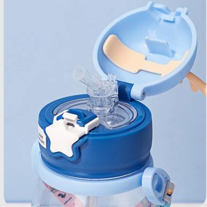 Imagem de Garrafinha de água infantil 600ml com canudo de silicone