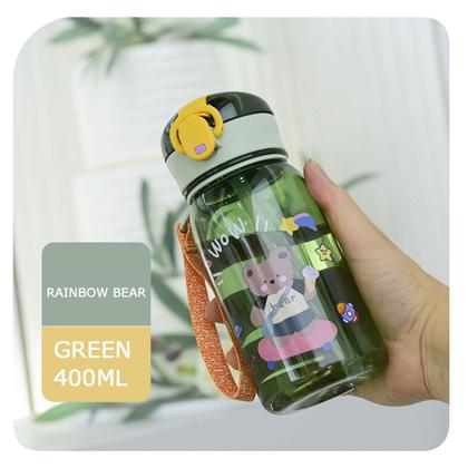 Imagem de Garrafinha Infantil Escolar Com Botão e Canudo Silicone Alça em Tecido Ursinhos 400 ml 