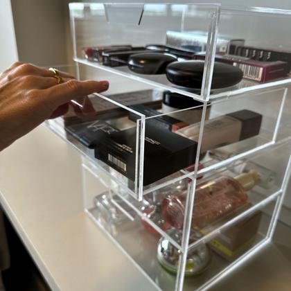 Imagem de Gaveteiro Organizador em Acrílico Transparente com 4 Gavetas