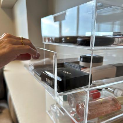 Imagem de Gaveteiro Organizador em Acrílico Transparente com 4 Gavetas
