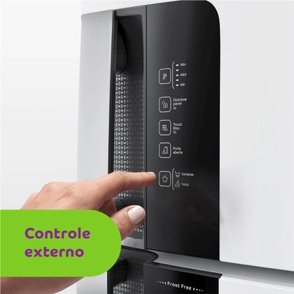 Geladeira Consul Frost Free Duplex com Espaço Flex e Painel Eletrônico Externo 451 litros cor Branca - CRM56FB Imagem de Geladeira Consul Frost Free Duplex com Espaço Flex e Painel Eletrônico Externo 451 litros cor Branca - CRM56FB