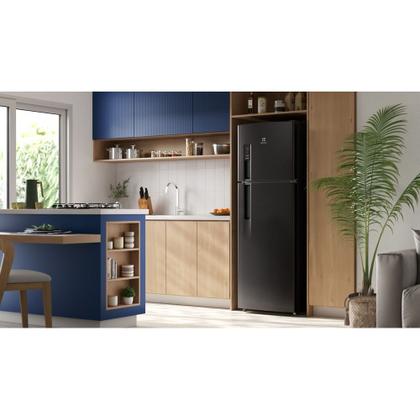 Imagem de Geladeira Electrolux Frost Free 380L AutoSense Inverter Black Inox Look (IF41B)