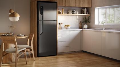 Imagem de Geladeira Electrolux Frost Free com AutoSense 480L Efficient Duplex Black Inox Look (TF71B)