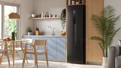 Imagem de Geladeira Electrolux Frost Free Inverter 400L Efficient AutoSense e Rapid Freeze Inverse Black Inox Look (IB6B)