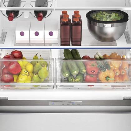 Imagem de Geladeira Electrolux Frost Free Inverter 540L FlexiSpace Conectada Wi-fi 3 Portas Cor Inox (DM91X)