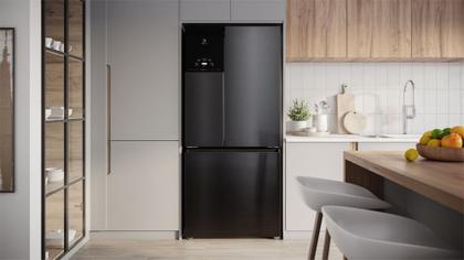 Imagem de Geladeira Electrolux Frost Free Inverter 590L AutoSense 3 Portas Cor Black Inox Look (IM8B)