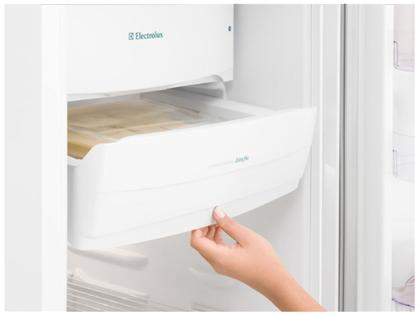 Geladeira/Refrigerador Electrolux 240L RE31 Branco Imagem de Geladeira/Refrigerador Electrolux 240L RE31 Branco