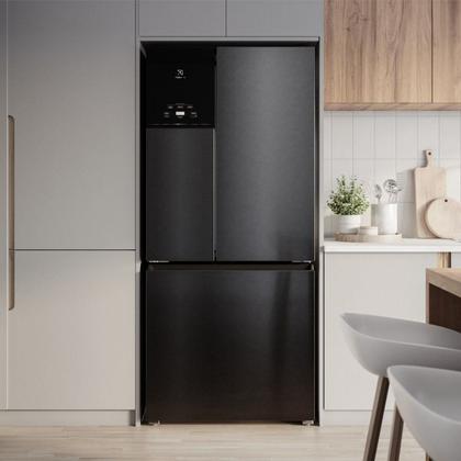 Imagem de Geladeira/Refrigerador Electrolux Multidoor Efficient com AutoSense e Inverter 590L Black Inox Look IM8B