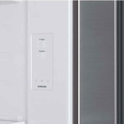 Imagem de Geladeira Side by Side RS57 SmartThings Inox com Dispenser de Água, AI Energy Mode e SpaceMax 560 Litros Samsung