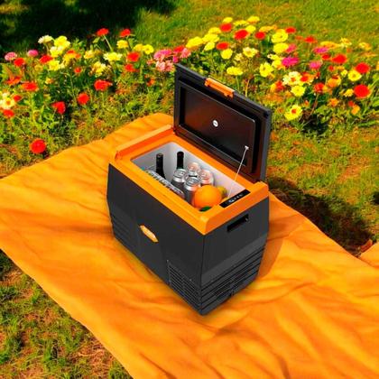 Imagem de Geladeiras Portáteis Black 35L ou 75L 12V/24V para Viagens, Camping e Caminhão - Elber
