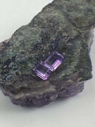 Imagem de Gema Natural Ametista Retangular Aprox. 7x9mm 2.3ct