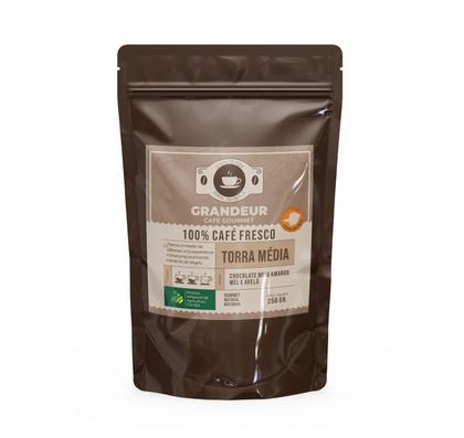 Imagem de Grandeur Café Gourmet Torra Média 100 Arábica 250g Região Matas de Minas Notas de Chocolate Meio Ama