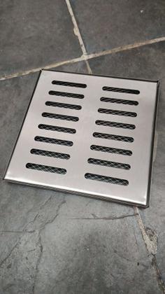 Imagem de Grelha Pluvial 20x20 Inox 304 Com Tela Anti Insetos