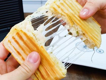 Imagem de Grill Sanduicheira 220V 750W Útil Eletro Super Potente e Prática Oferta