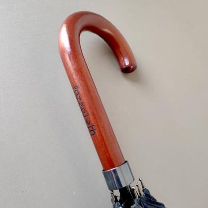 Imagem de Guarda Chuva Clássico Grande Preto Fazzoletti Automático 104cm Longo Cabo de Madeira