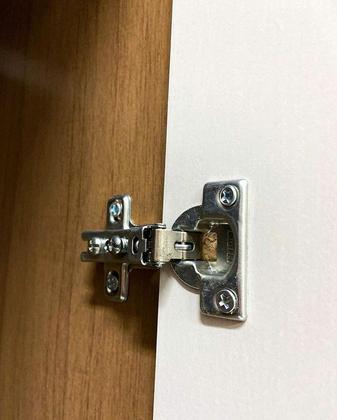 Imagem de Guarda Roupa Solteiro com Pés 4 Portas 3 Gavetas - Berlim-Cumaru/Fendi - Móveis Novo Horizonte