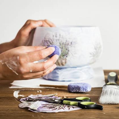 Imagem de Guardanapos para Decoupage Ambiente Lea Branco-dourado 2 Unidades