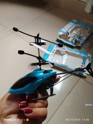 Imagem de Helicóptero Infantil C/ Sensor Luz Mini Drone Recarregável