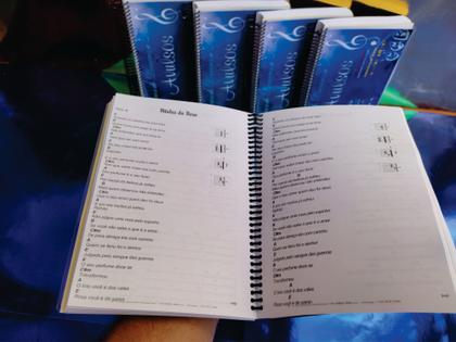 Imagem de Hinário Cifrado VIOLÃO Hinos AVULSOS - Volume 3 - de "M" até "V"