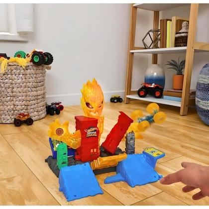 Imagem de Hot Wheels Arena Demolição Apaga Incêndio HTP39 Mattel