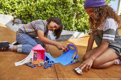 Imagem de Hot Wheels Conjunto de Skate Parque de Diversão Mattel