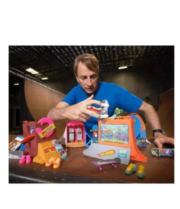 Imagem de Hot Wheels Fingerboard Skate De Dedo Profis. Tênis Sortido