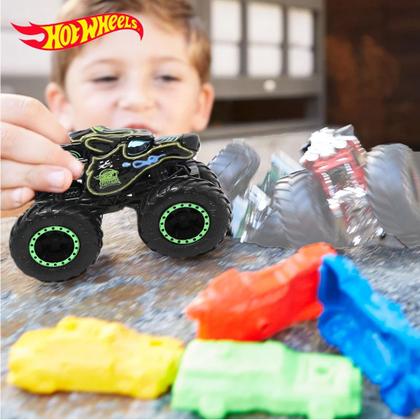 Hot Wheels Monster Trucks 1:64 More NeonSense Bear Devil FYJ44A47