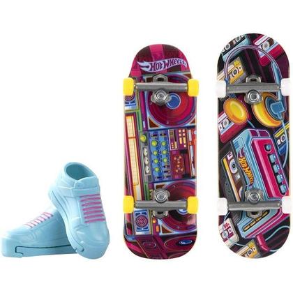 Imagem de Hot Wheels Skate + Tenis Retro Booyah Boombox e Cool Mattel HXL17