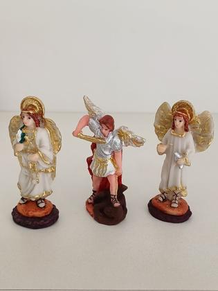Imagem de Imagem do Trio de Anjos Arcanjos Miguel / Rafael / Gabriel  7cm resina