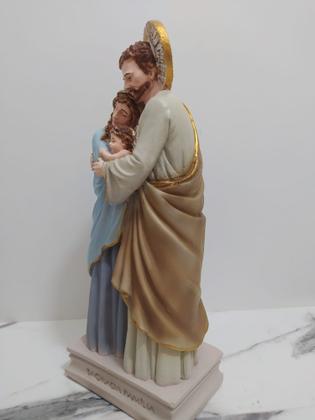 Imagem de imagem estatua sagrada família afetuosa 26cm em resina