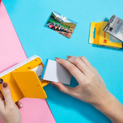 Imagem de Impressora Fotográfica Instantânea Kodak Step Slim 2x3" - Papel Zink