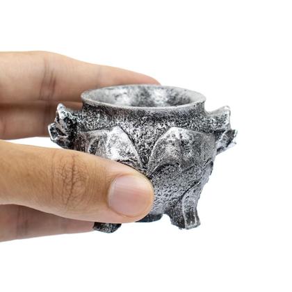 Imagem de Incensário Caldeirão Morcego Cinza 5 Cm Em Resina