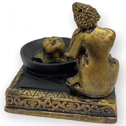 Imagem de Incensário Quadrado Buda ajoelhado dourado 8 cm em resina