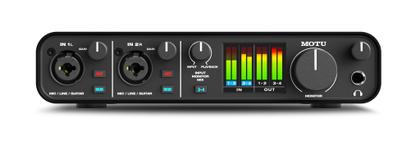 Interface de áudio MOTU M4 4x4 USB-C com faixa dinâmica de 120 dB