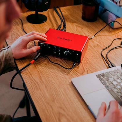 Imagem de Interface Focusrite Scarlett 4I4 4Th Gen