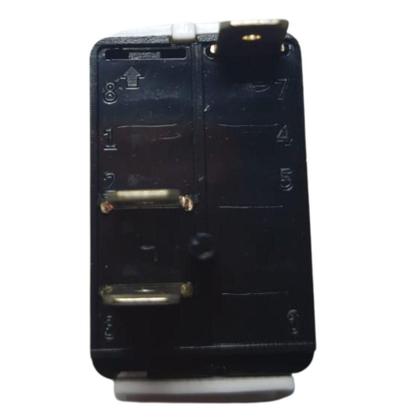 Imagem de Interruptor Branco Momentâneo 3 Pinos Com Led Branco