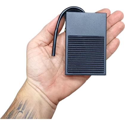 Imagem de Interruptor de Pedal Comando Pedaleira Metal 10a Sem Proteção 1na+1nf Bivolt