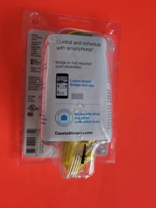 Imagem de Interruptor sem fio Lutron PD-5ANS-WH-R 5A Branco e Cinza