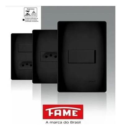Imagem de Interruptor Simples 4x2 Preto 16a Tomada Habitat Fame