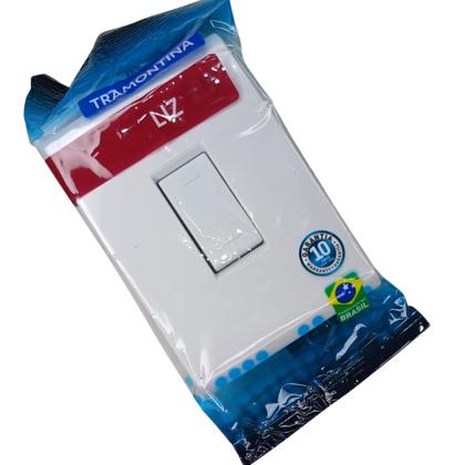 Imagem de Interruptor simples com 1 tecla vertical Liz Tramontina cor branco