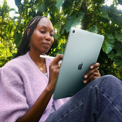 Imagem de iPad Air Apple 13" 1 TB, Chip M3, Wi-Fi + Cellular, Câmera Traseira 12MP, Azul - MCJF4BZ/A