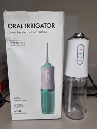 Imagem de Irrigador Dental Oral Portátil Recarregável USB 220ml  Limpeza Bocal Jato Forte Branco