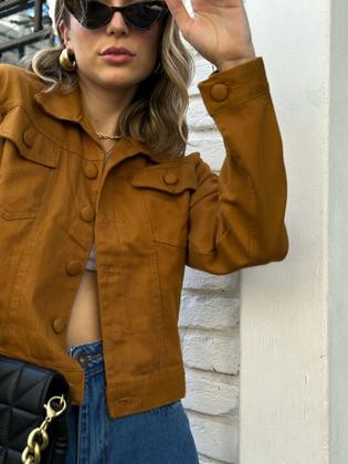 Imagem de Jaqueta Jeans Feminina Botão Encapado Tendência Da Moda