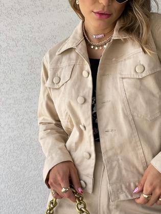 Imagem de Jaqueta Jeans Feminina Botão Encapado Tendência Da Moda