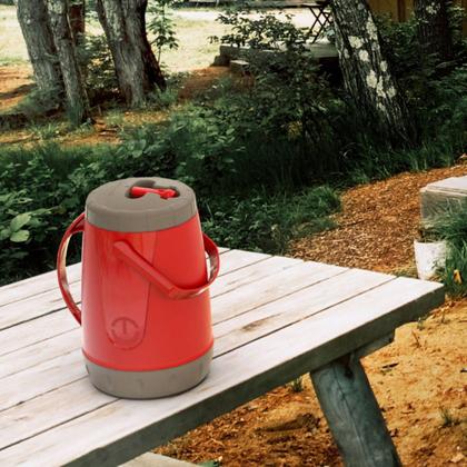 Imagem de Jarra Térmica Pavia com Alça Dupla de 2,5 Litros com Bico para Chimarrão Chá Café